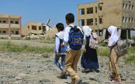 المدارس في اليمن.. مصائد لتجنيد الأطفال