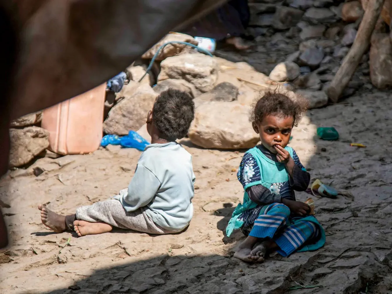 تقديرات أممية : 12,2 مليون طفل يمني معرضون للإصابة بالأمراض الناجمة عن الصدمات المناخية والبيئية 