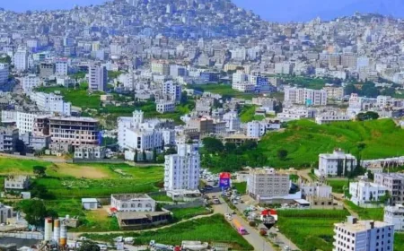 وفاة طفلة بعد شربها لمادة "الأسيد" الخام في محافظة إب