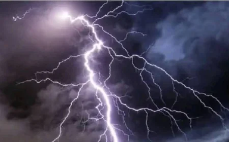 Child Dies After Lightning Strike in Hajjah Province
