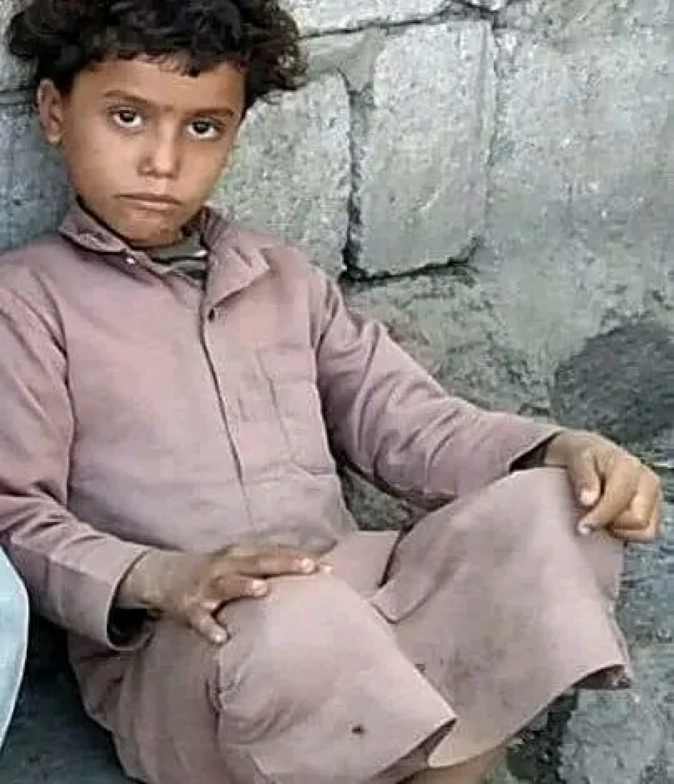 ذمار: مقتل طفل برصاص مسلح في مديرية عتمة