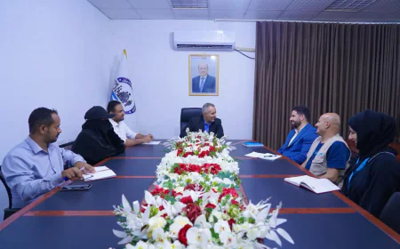 الوزير اليافعي يبحث مع اليونيسف حماية الأطفال من الاختطاف والتجنيد القسري وتنفيذ الخطة الوطنية